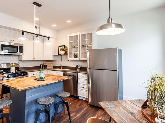2nd image of 3607 Morris Pl #B