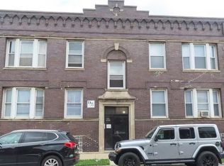 6853 S King Dr #2, Chicago, IL 60637