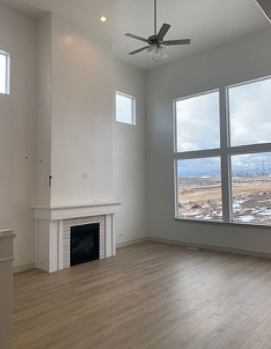 1st image of 927 N Alta View Dr #520
