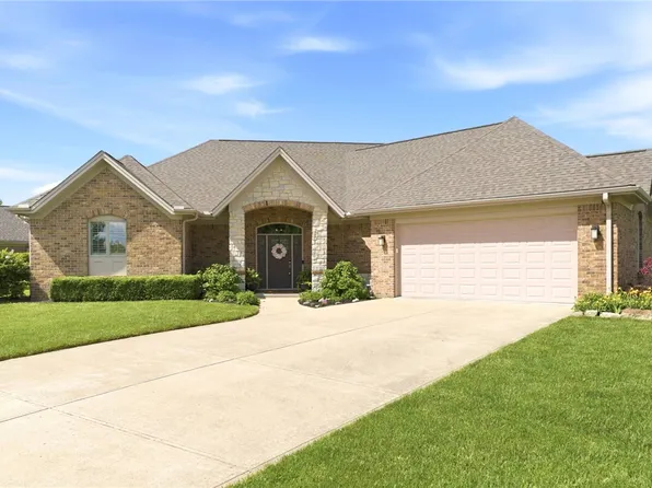 1387 Champions Way, Xenia, OH 45385