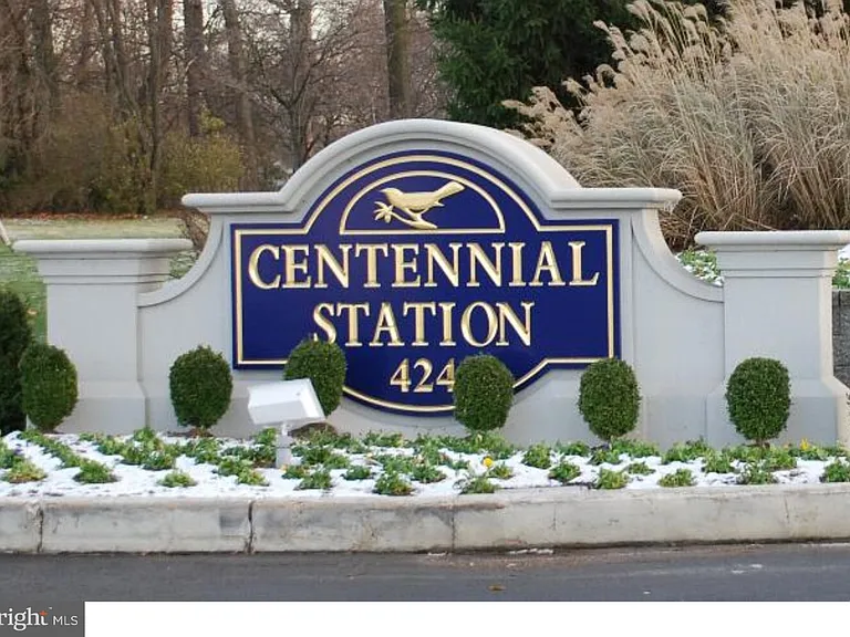 4115 Centennial Sta — Photo 1