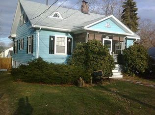 14 Central St, Nahant, MA 01908