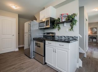 77 Manitou Cres W #2-BEDROOM, Loyalist, ON K7N1C2