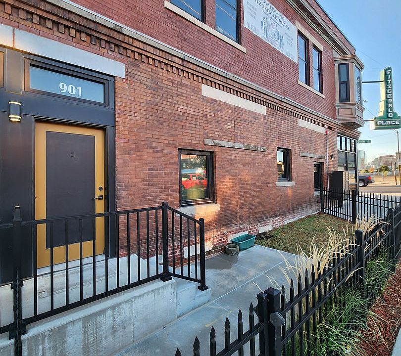 1st image of 1624 Cuming St #911