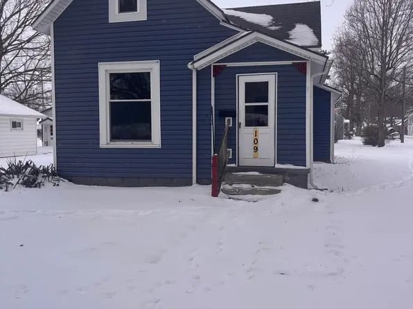 109 N Randolph St, South Whitley, IN 46787