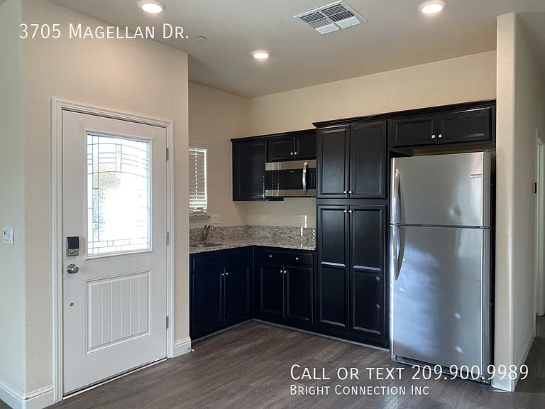 3705 Magellan Dr — Photo 5