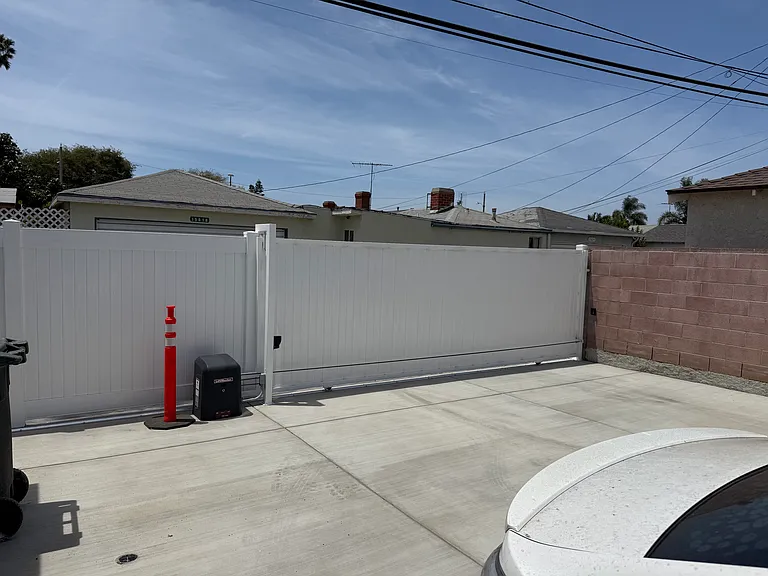 15623 Van Ness Ave — Photo 13