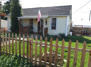 111 N Oak St, Canby, OR 97013