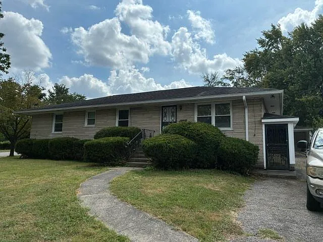 132 Greenbriar Rd