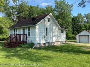 5028 Clark Rd, Bath, MI 48808