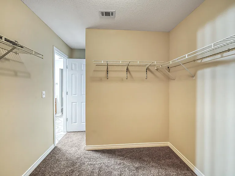 301 Ashley Dr — Photo 19