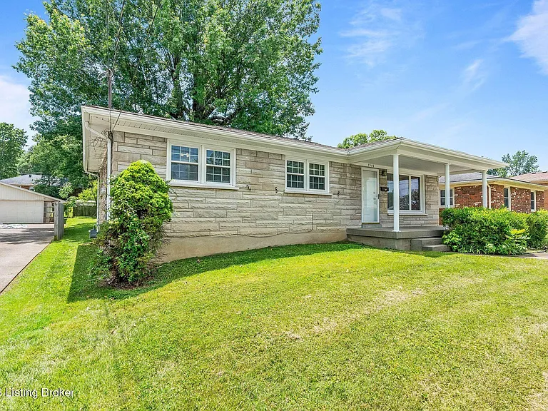 7506 Pimlico Dr — Photo 2