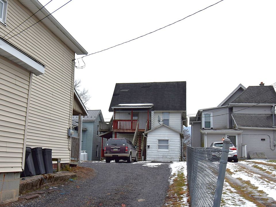 2nd image of 663 Bellefonte Ave APT 1