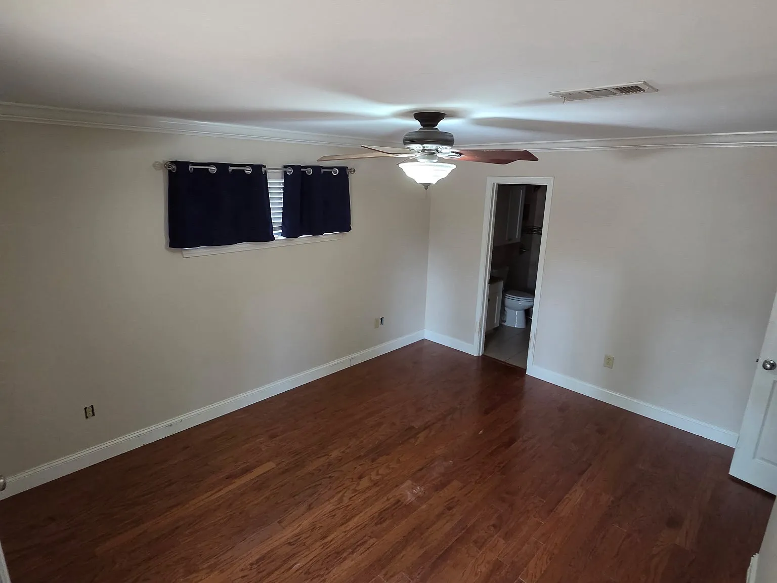3 bed, 1160 sqft, $1,700 — Photo 3