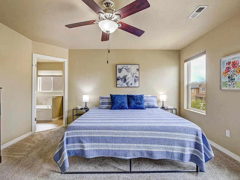 Hibiscus Ln — Photo 25