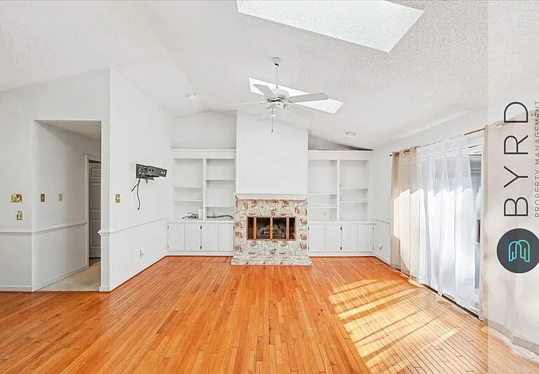 5806 Harbour Bluff Ter — Photo 4