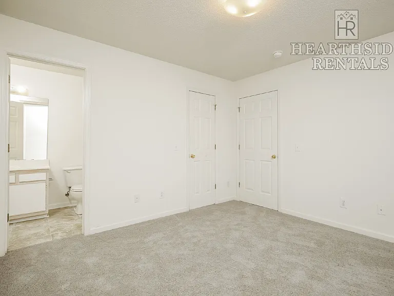 330 Brownlea Dr #5F — Photo 9