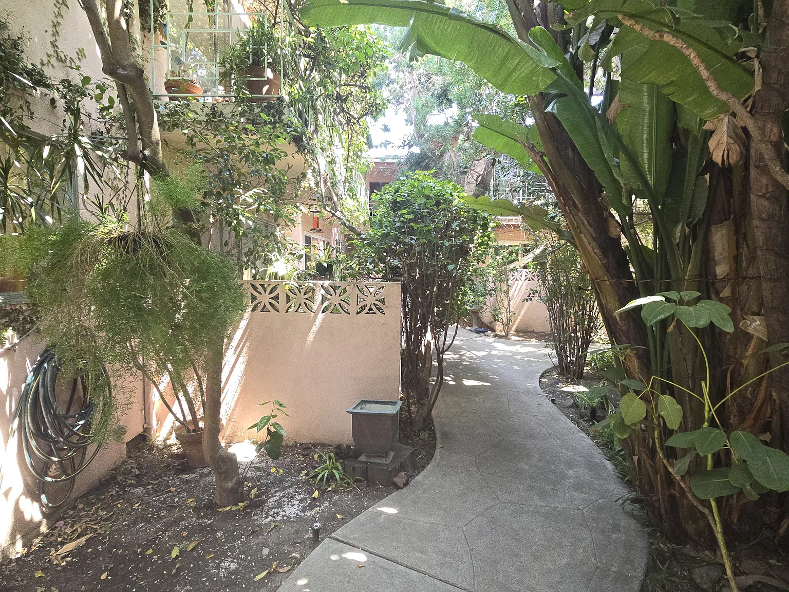 Studio, 414 sqft, $1,750 — Photo 4