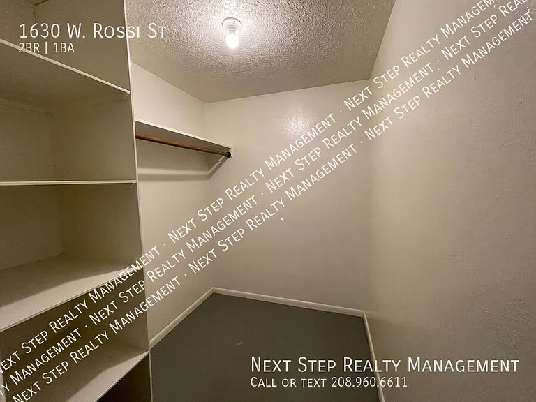 1630 W Rossi St — Photo 11