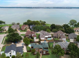 4618 Lakepointe Ave, Rowlett, TX 75088