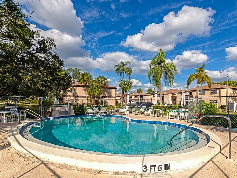 5026 Water Oak Dr #109 — Photo 2