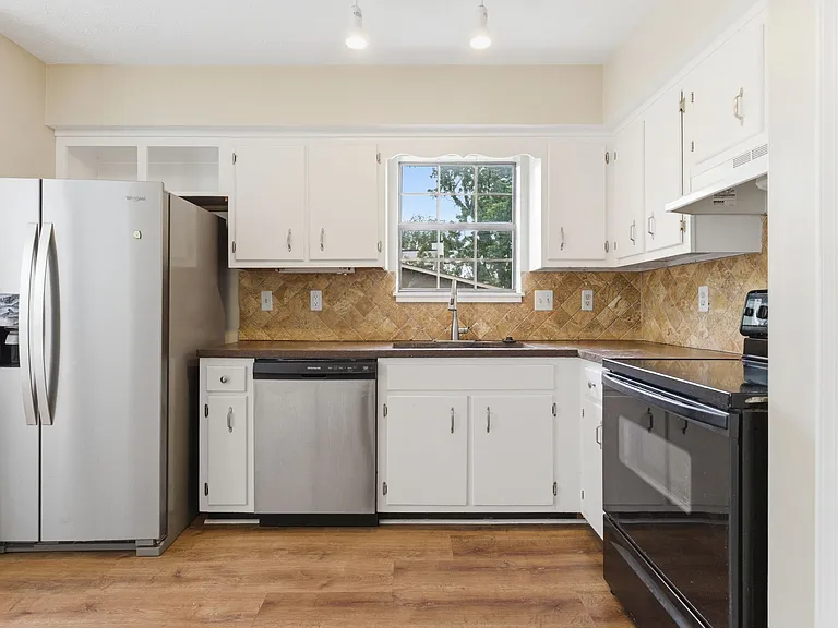 515 Chesterfield Ave #1 — Photo 11