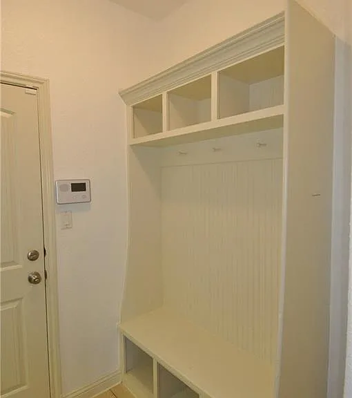3323 Pine Needle Cir — Photo 25
