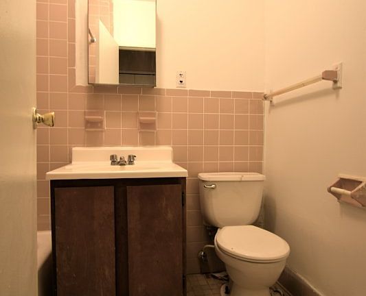 4th image of 2251 7th Ave APT 3S