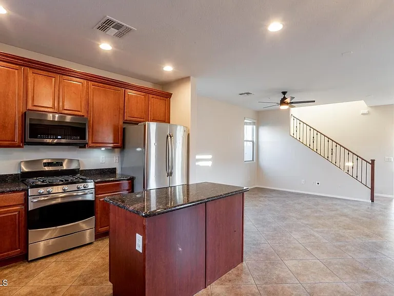 7364 W Palo Brea Ln — Photo 10