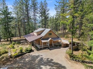 700 Deer Trail Rd, Blanchard, ID 83804