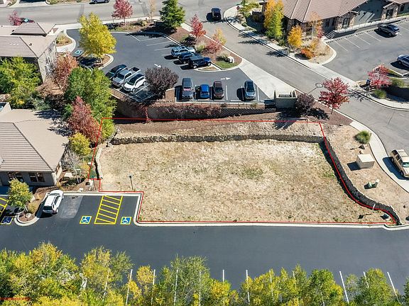 2nd image of 3187 Clearwater Dr