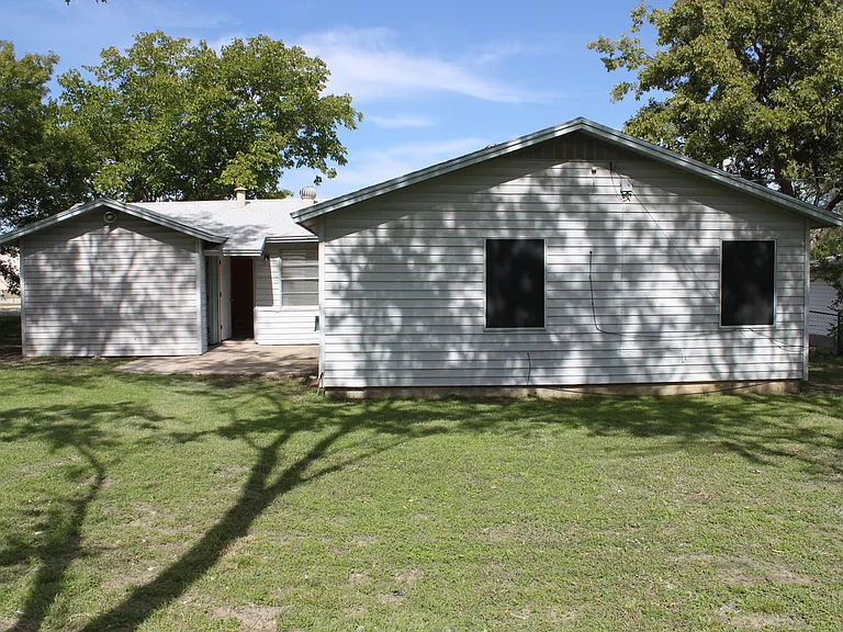 5232 Caroldean St — Photo 11