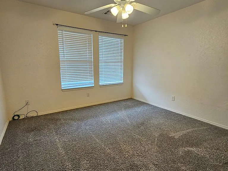 2400 Desert Willow Ter — Photo 11