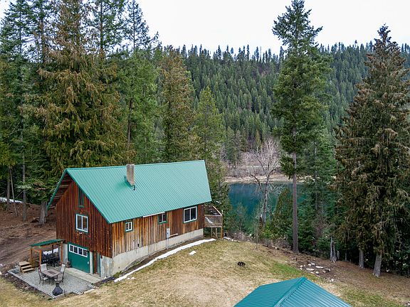 3rd image of 1212 Morning Star Mountain Rd