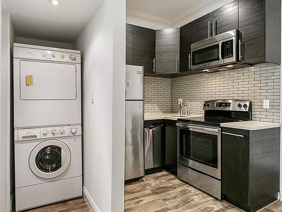 2nd image of 7223 Willoughby Ave APT 216