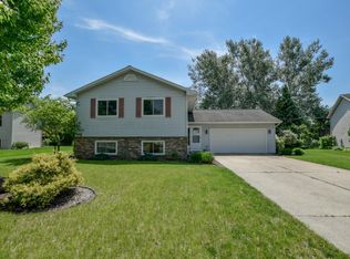 745 Walker Way, Edgerton, WI 53534
