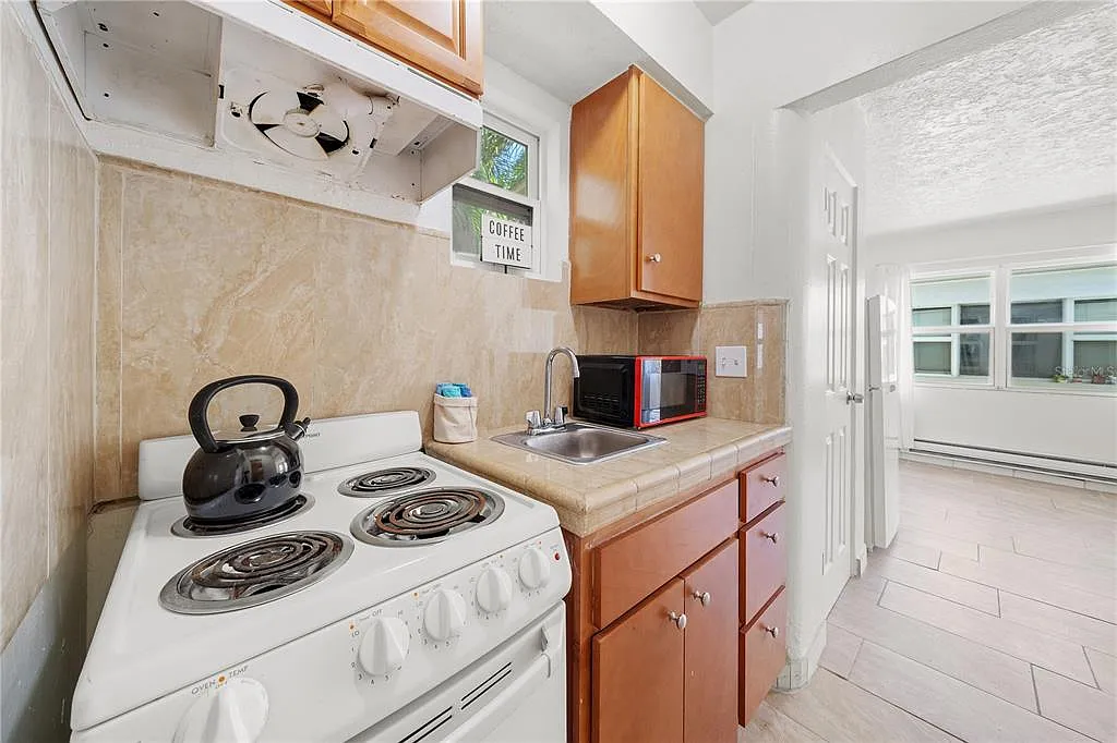 1 bed, 1.0 bath, 400 sqft, $1,150 — Photo 4