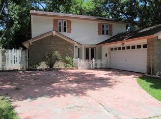 808 Shirleen Dr, Seabrook, TX 77586