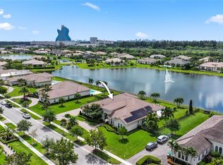 5700 N Sterling Ranch Dr, Davie, FL 33314