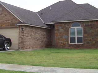 2304 Woodland Way, Weatherford, OK 73096