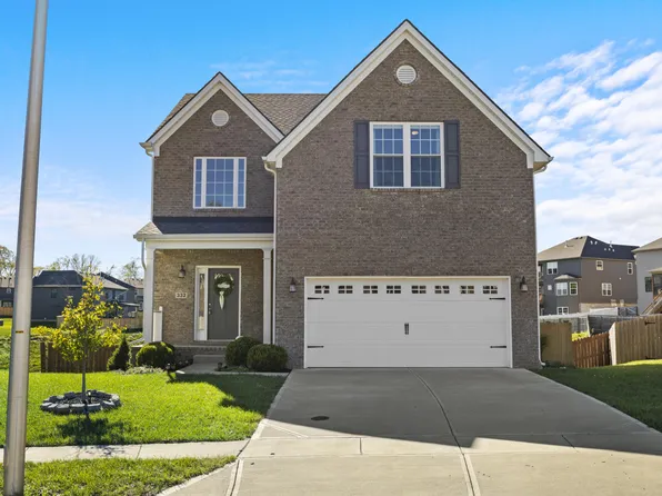 332 Red Cedar Dr, Nicholasville, KY 40356