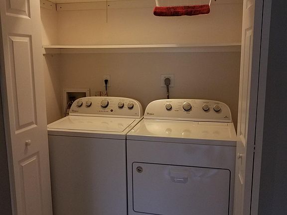 5th image of 3206 Coral Lake Dr