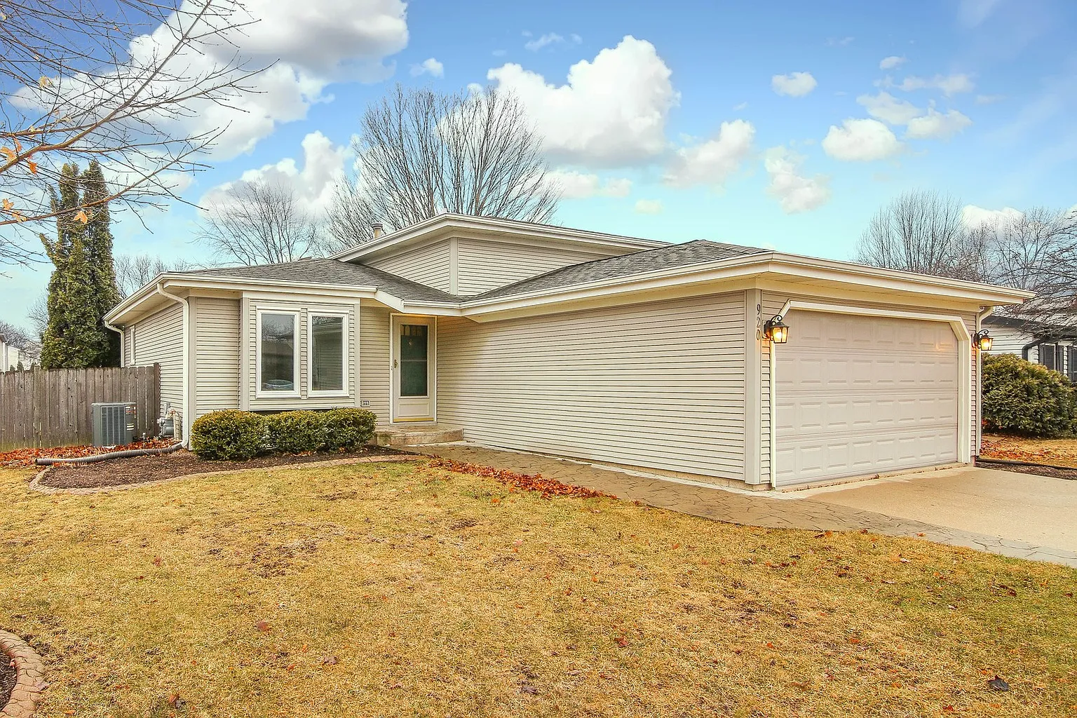 920 Valley View Trl photo 1