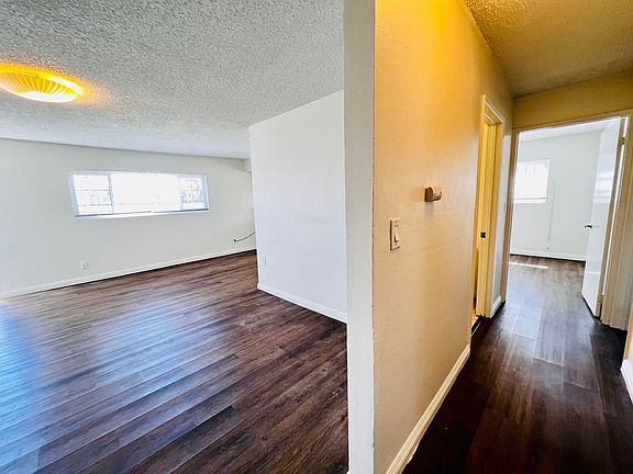 2nd image of 812 W 83rd St APT 3
