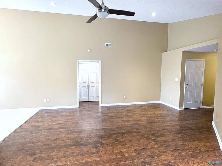 117 Bremerton Dr SW — Photo 10