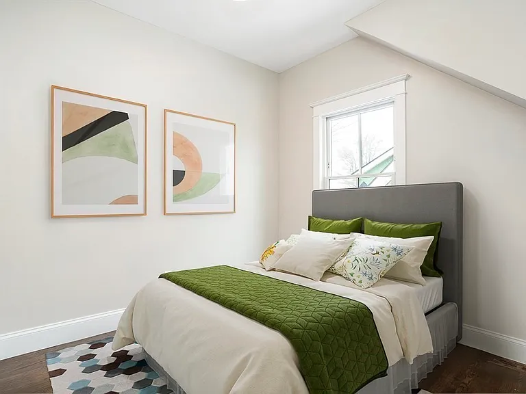 21 Pearl St — Photo 11