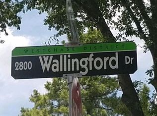 10635 Wallingford Pl, Houston, TX 77042