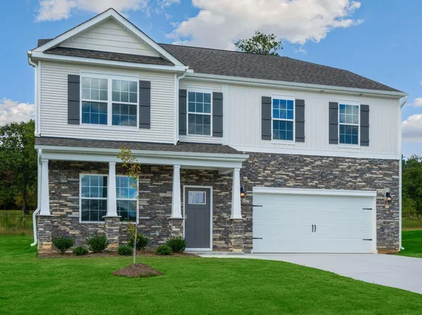 875 Misty Creek Drive, Aberdeen, NC 28315