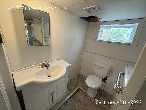 5th image of 34008 Old Yale Rd