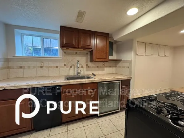 3740 SE 134th Ave Unit B, Portland, OR 97236